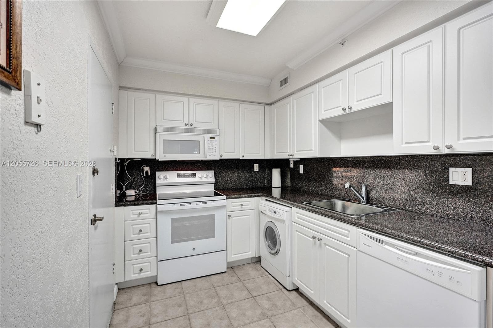 2501 S Ocean Dr 1628 (Available Nov 24) photo 10