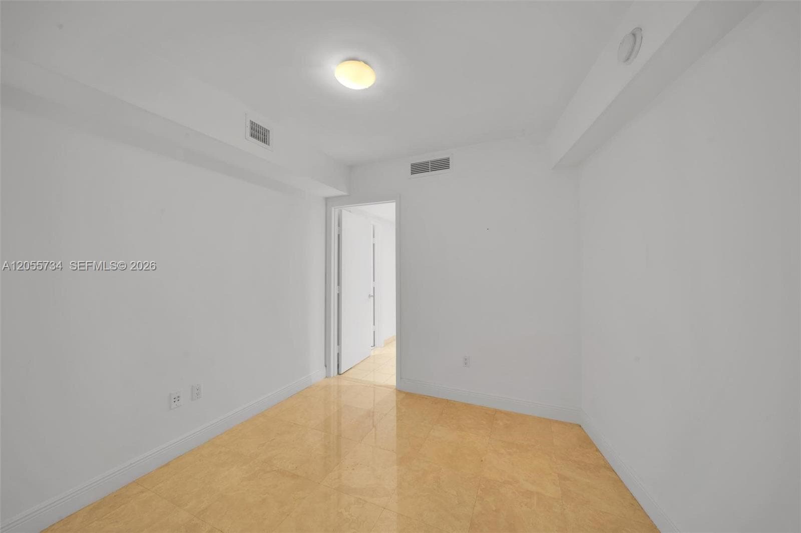 1800 S Ocean Dr 1809 photo 12