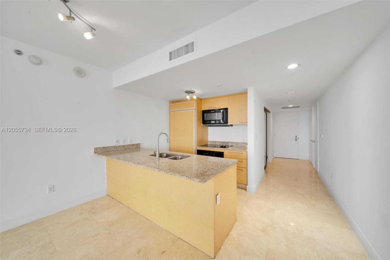 1800 S Ocean Dr 1809 photo 1