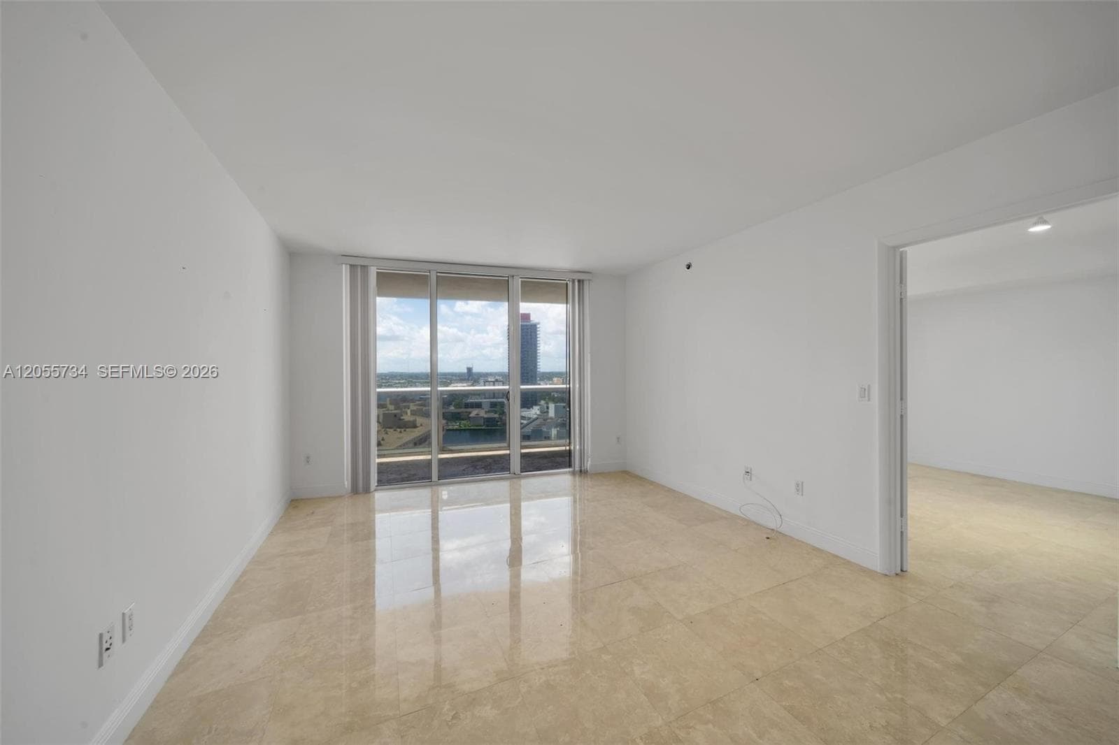 1800 S Ocean Dr 1809 photo 5