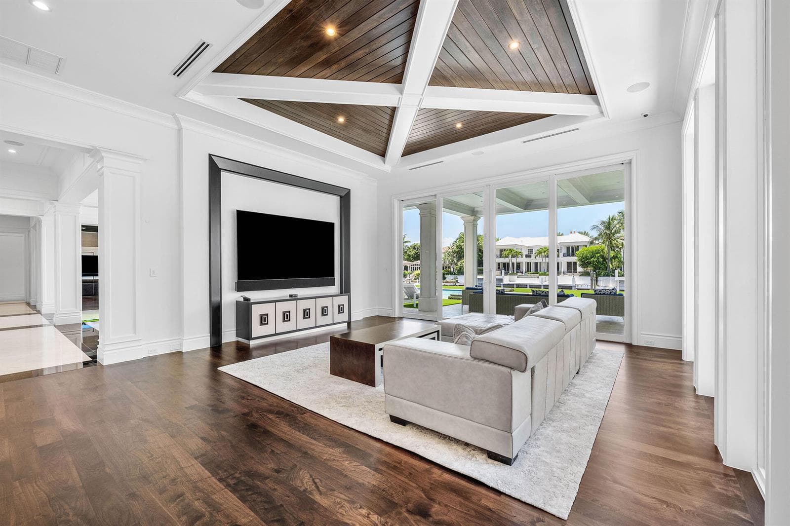 215 W Key Palm Road photo 18