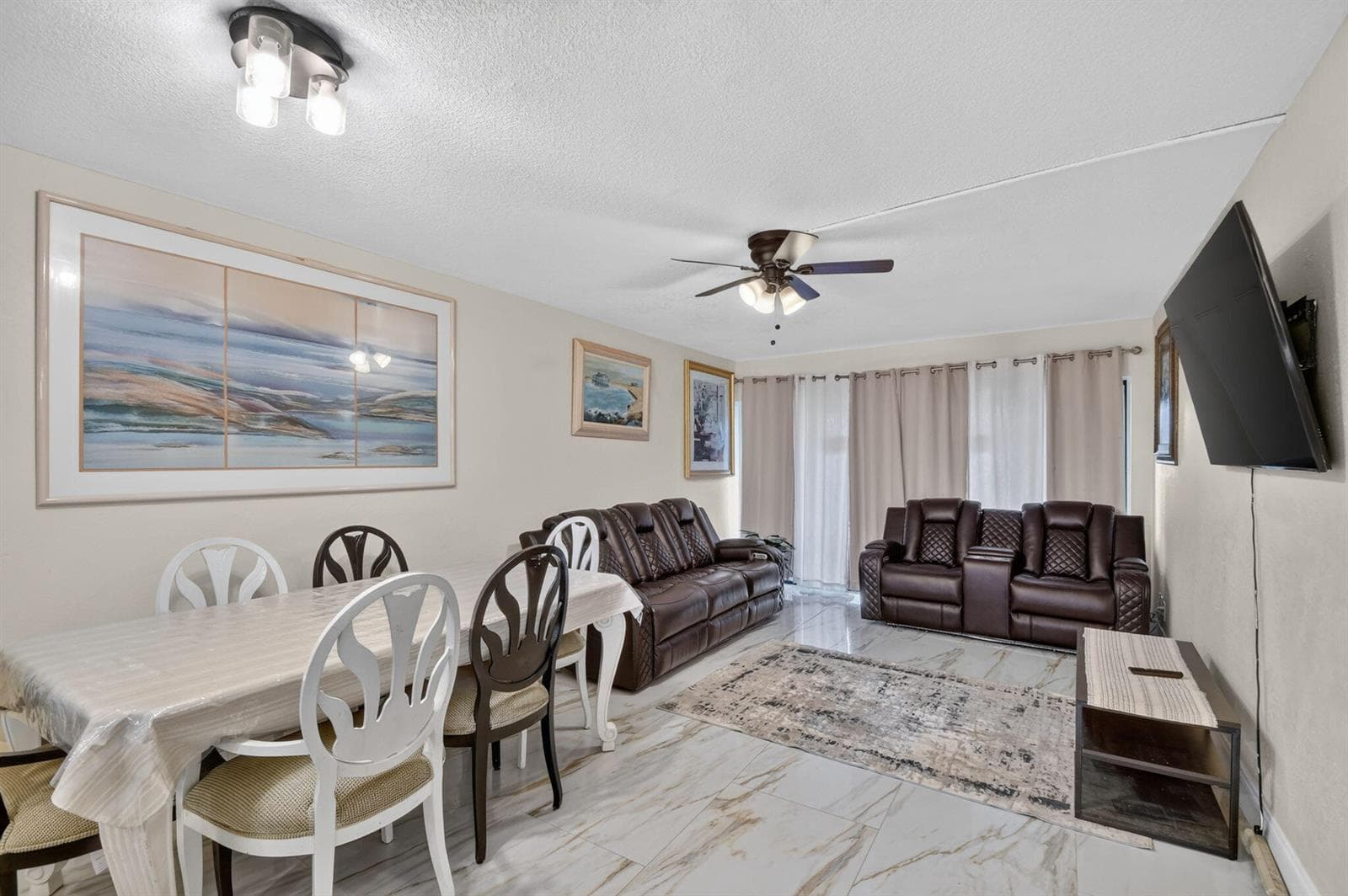 2101 W Woolbright Road J107 photo 17