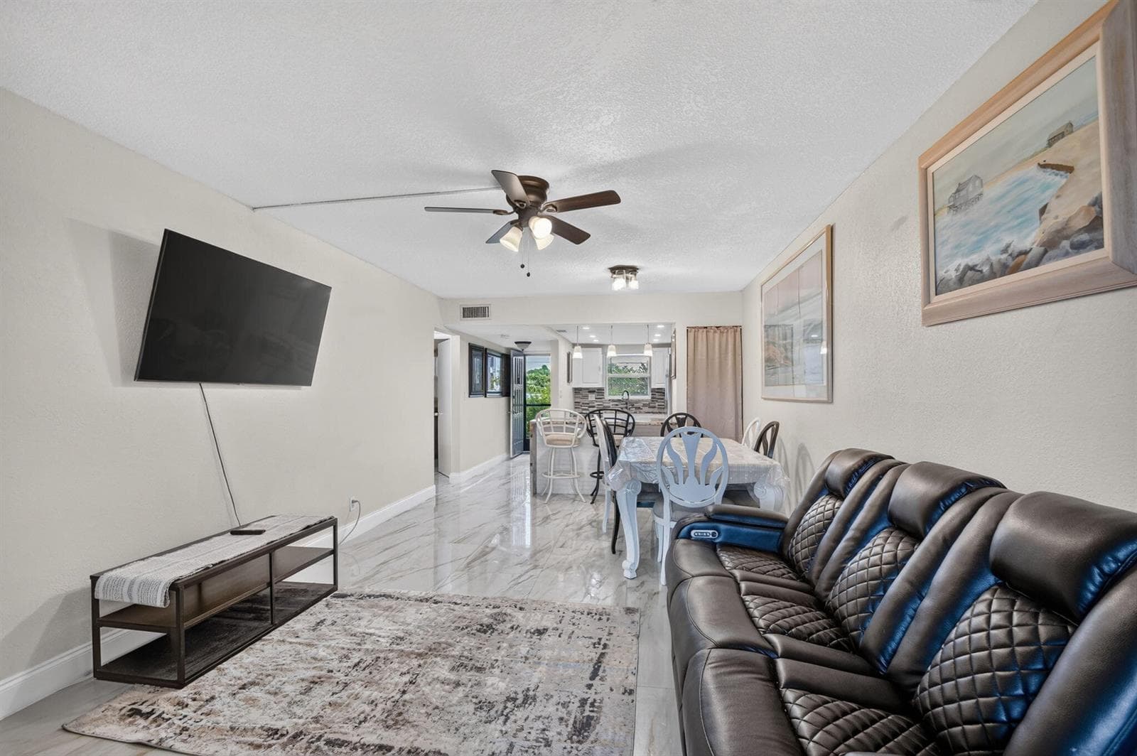 2101 W Woolbright Road J107 photo 16