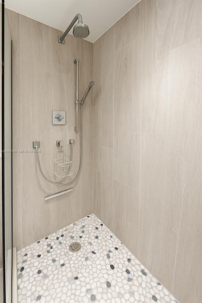 2301 Collins Ave 636 photo 14