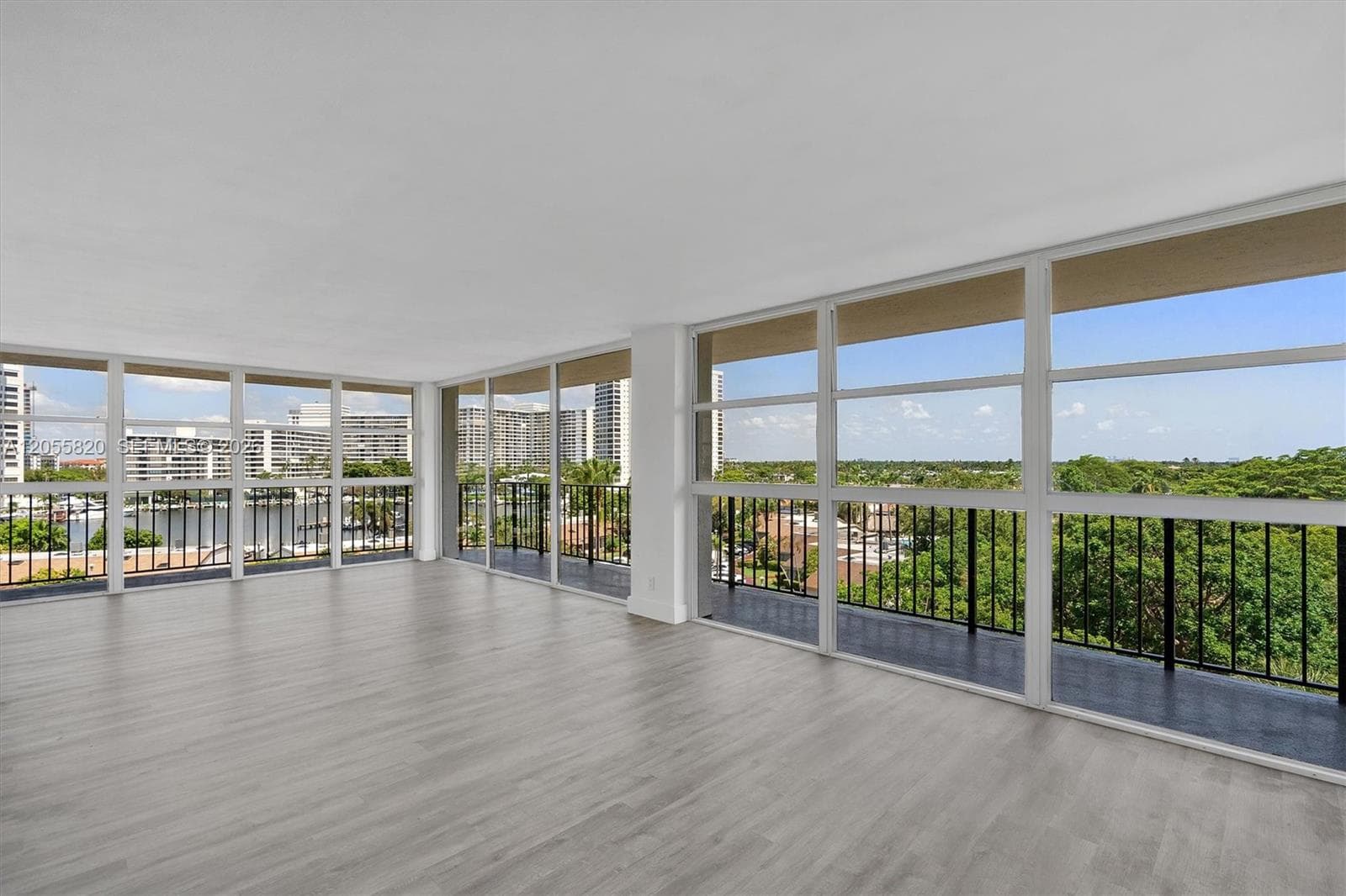 200 Leslie Dr 631 photo 12