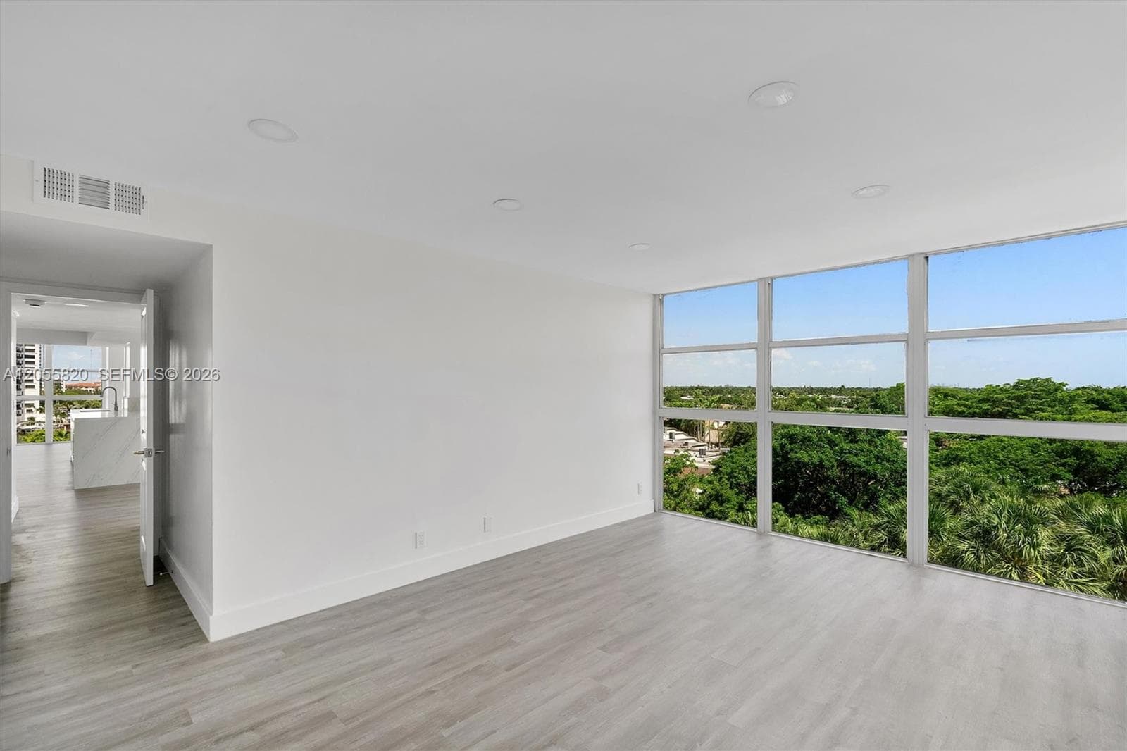 200 Leslie Dr 631 photo 24