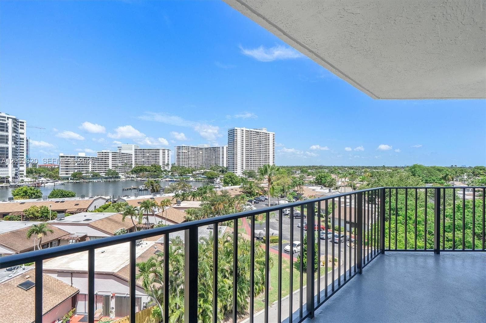 200 Leslie Dr 631 photo 11