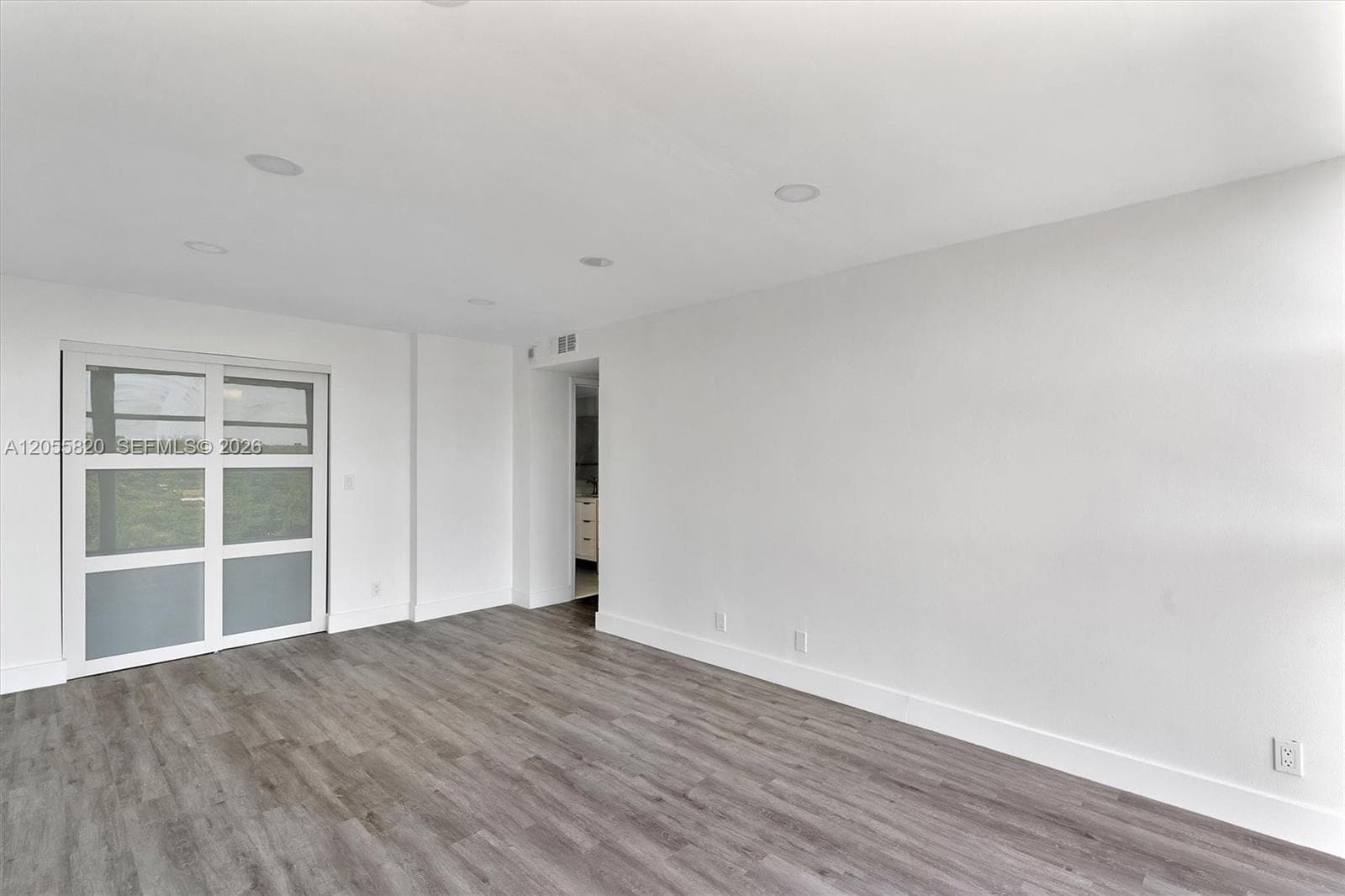 200 Leslie Dr 631 photo 25