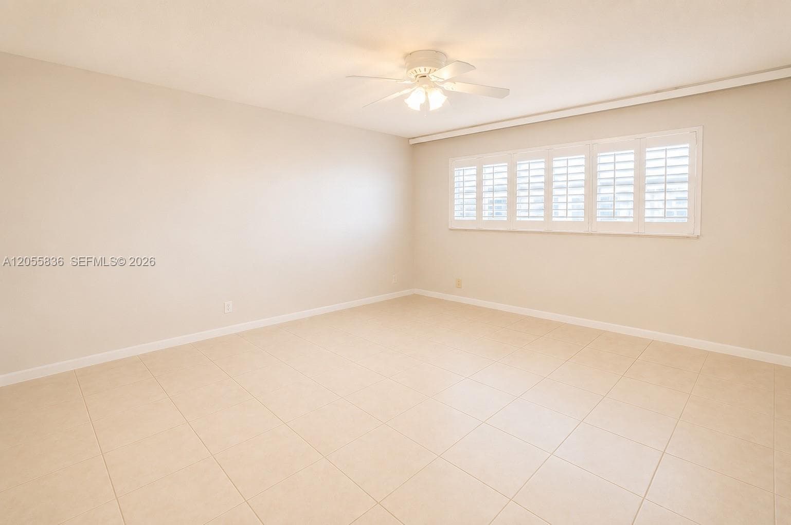 401 Briny Ave 605 photo 9