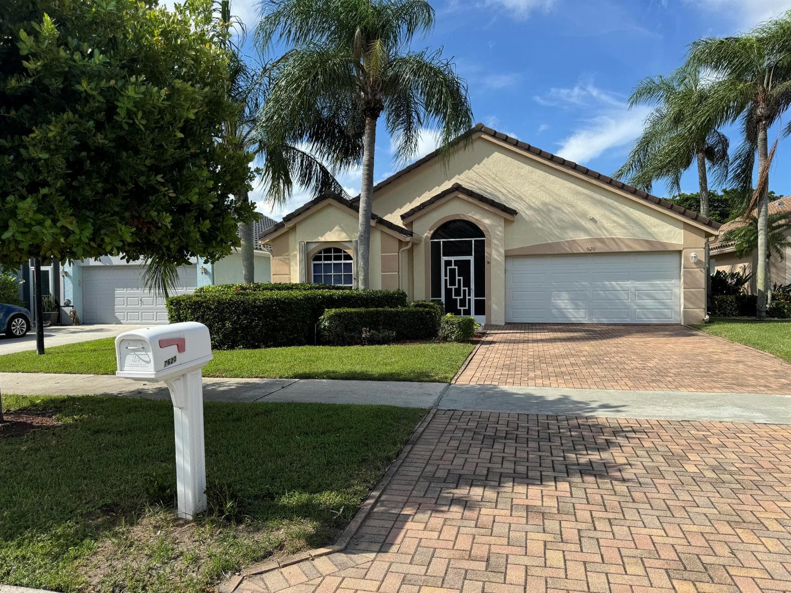 7620 N Stirling Bridge Boulevard N photo 18