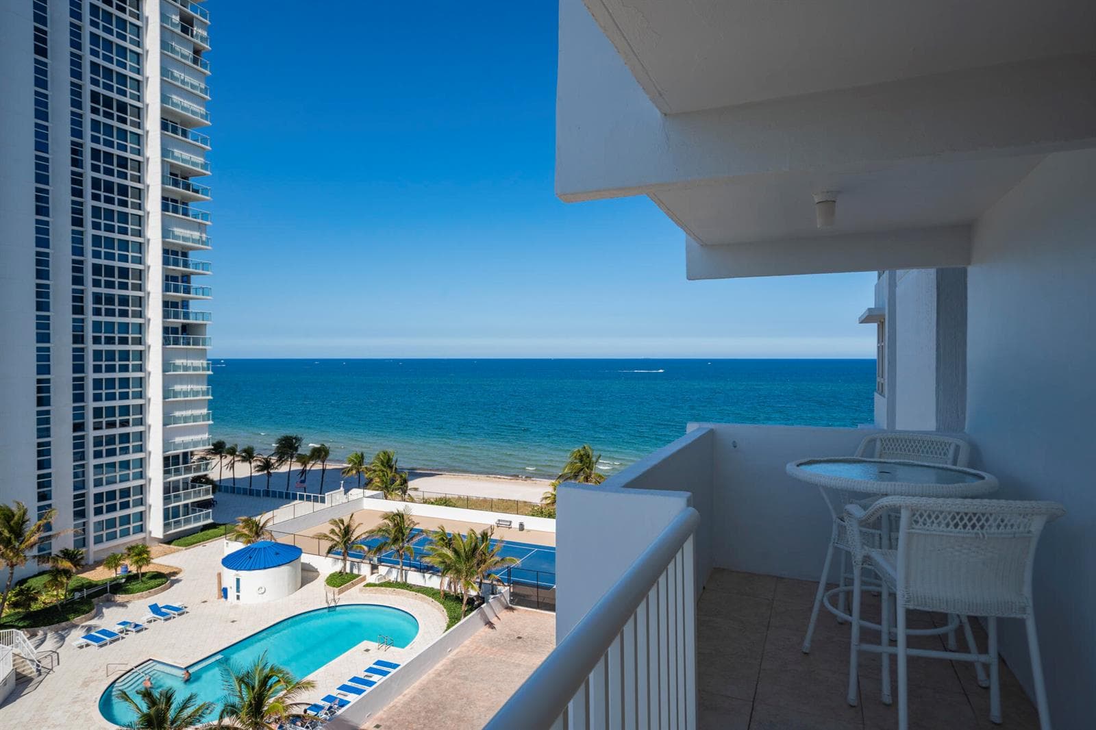 1370 S OCEAN Boulevard 905 photo 21