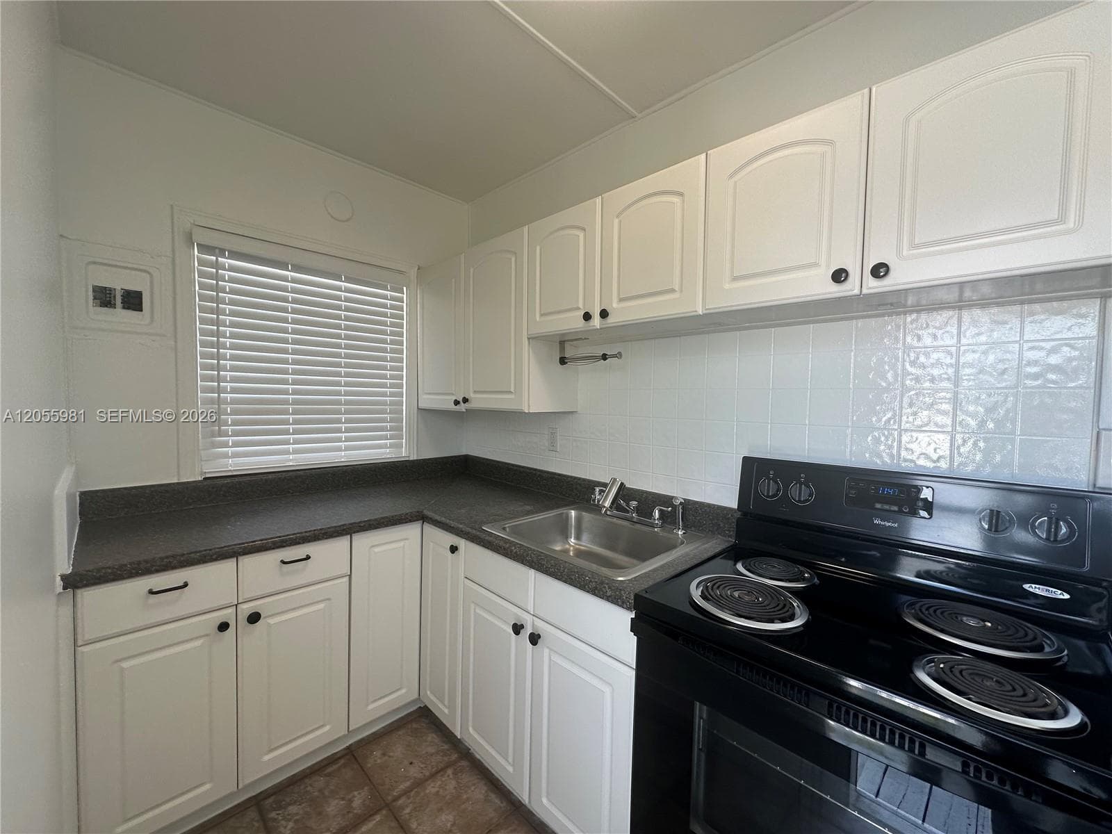 4249 Bougainvilla Dr 5 photo 2
