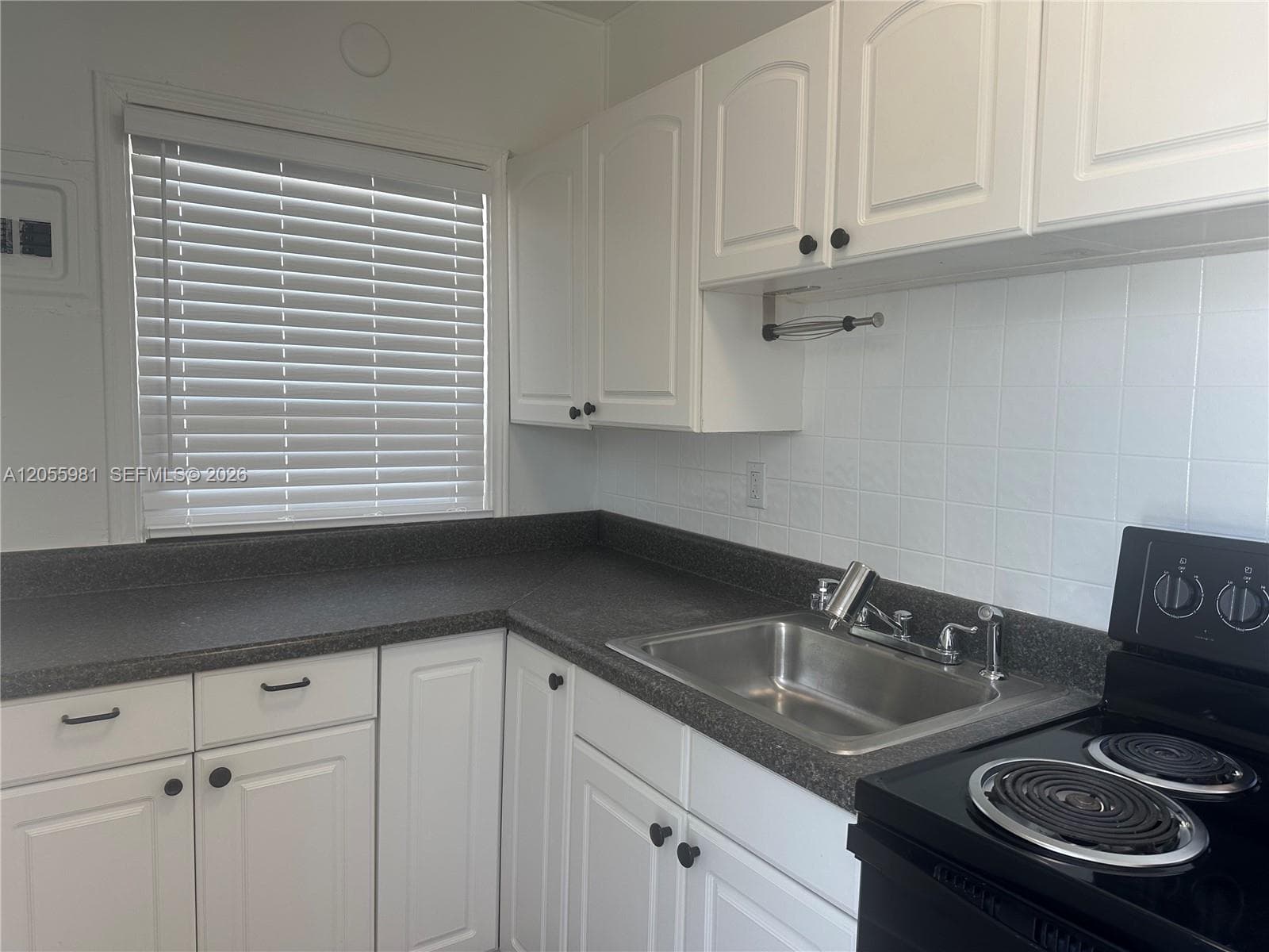 4249 Bougainvilla Dr 5 photo 3