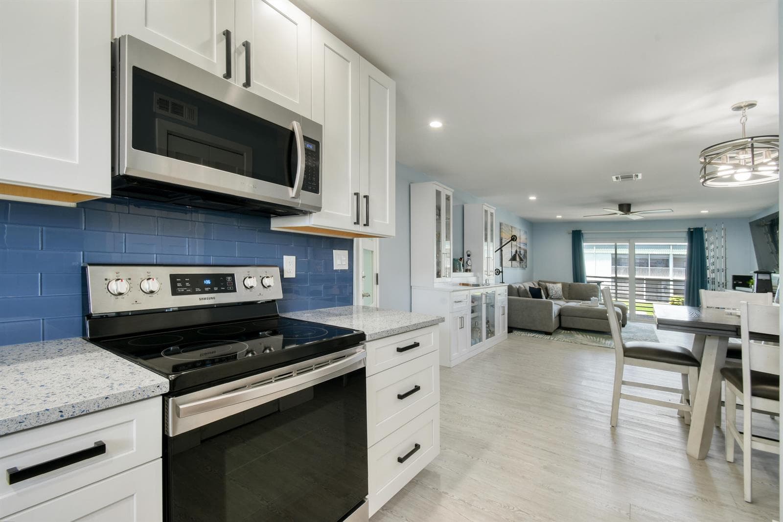 117 Lehane Terrace 211 photo 8