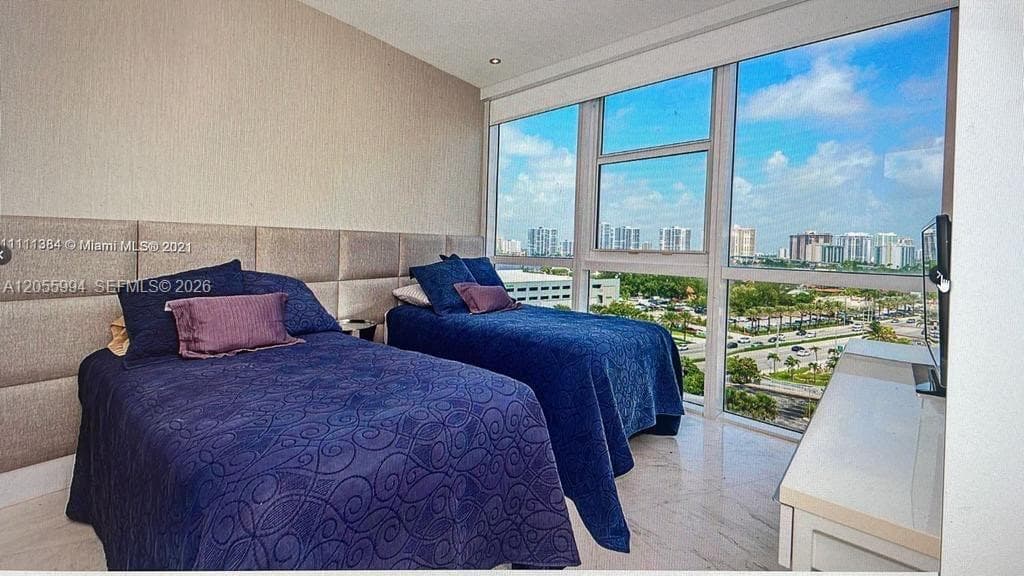 18201 Collins Ave 1101 photo 6