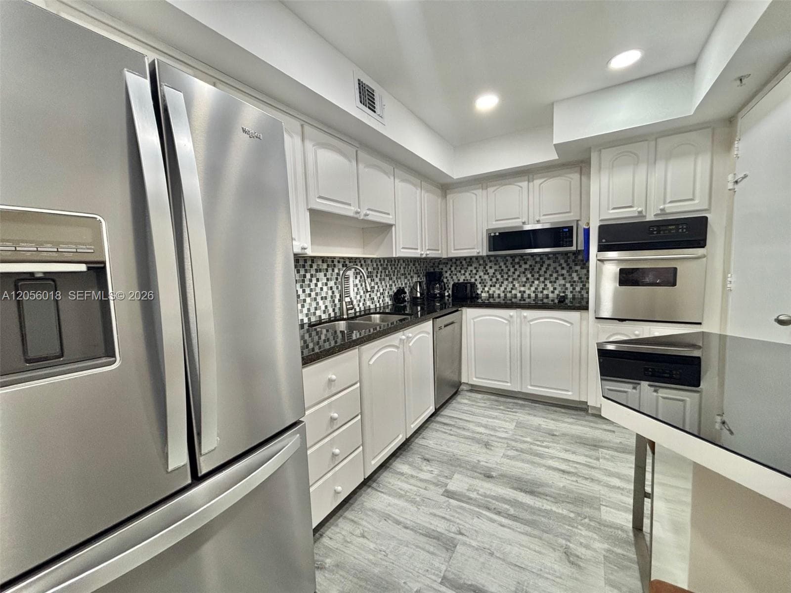 3901 S Ocean Dr 10L photo 16