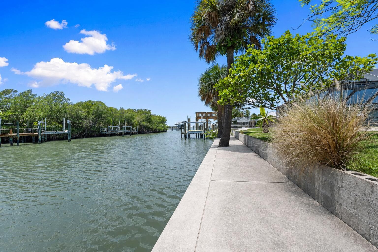 1709 Rio Vista Drive photo 10