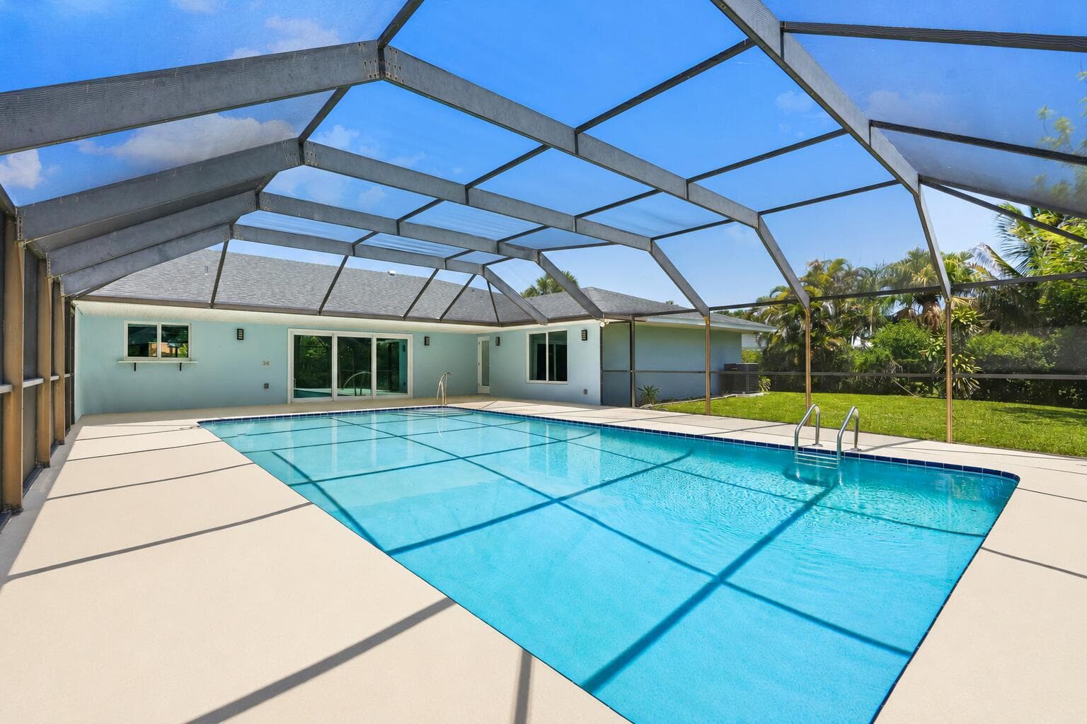 1709 Rio Vista Drive photo 4