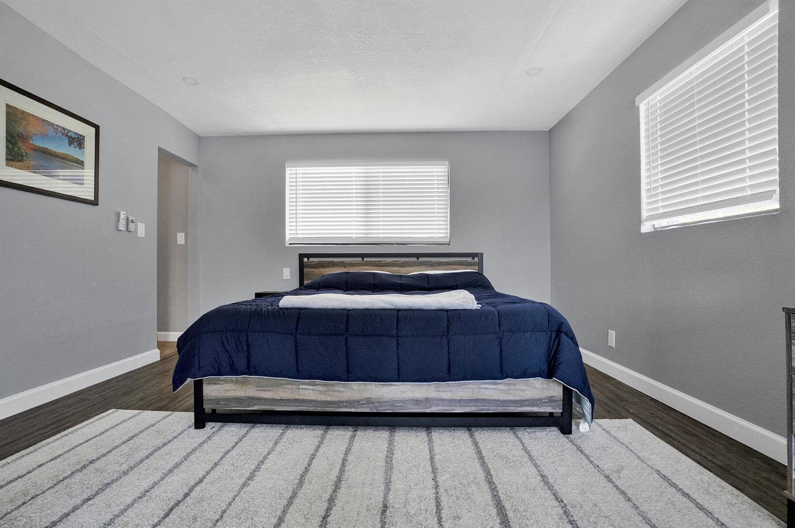 1901 N Riverside Drive Apt 1 photo 14