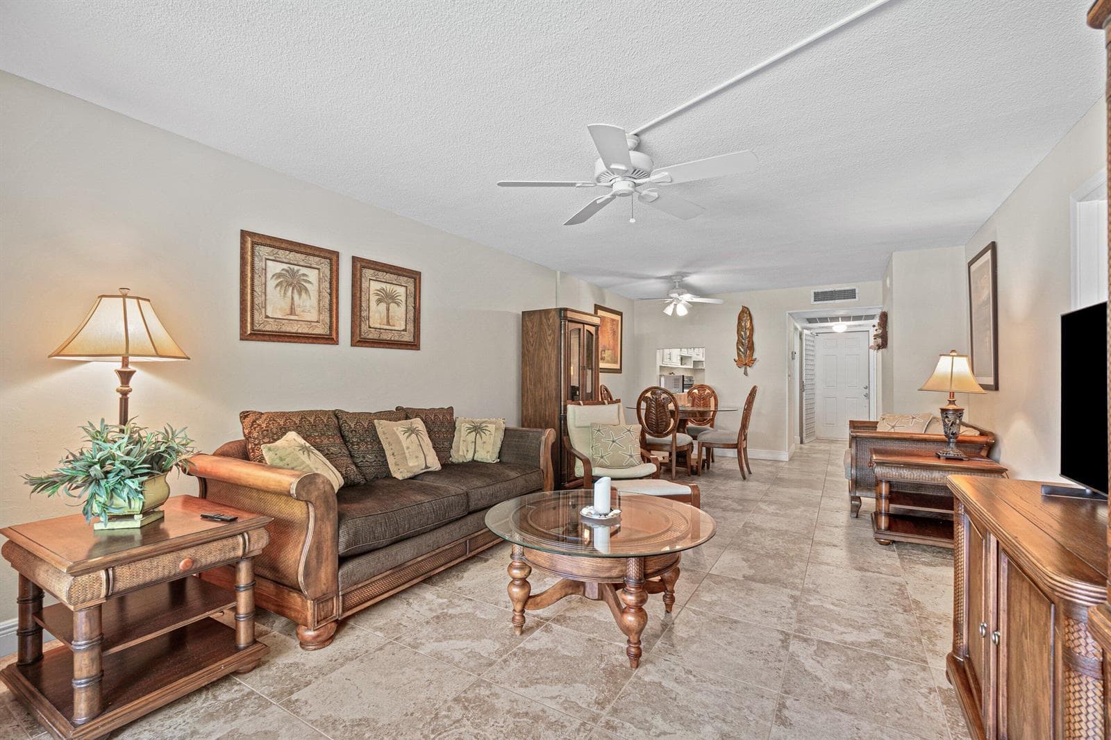 4500 N FEDERAL Highway 160G photo 1