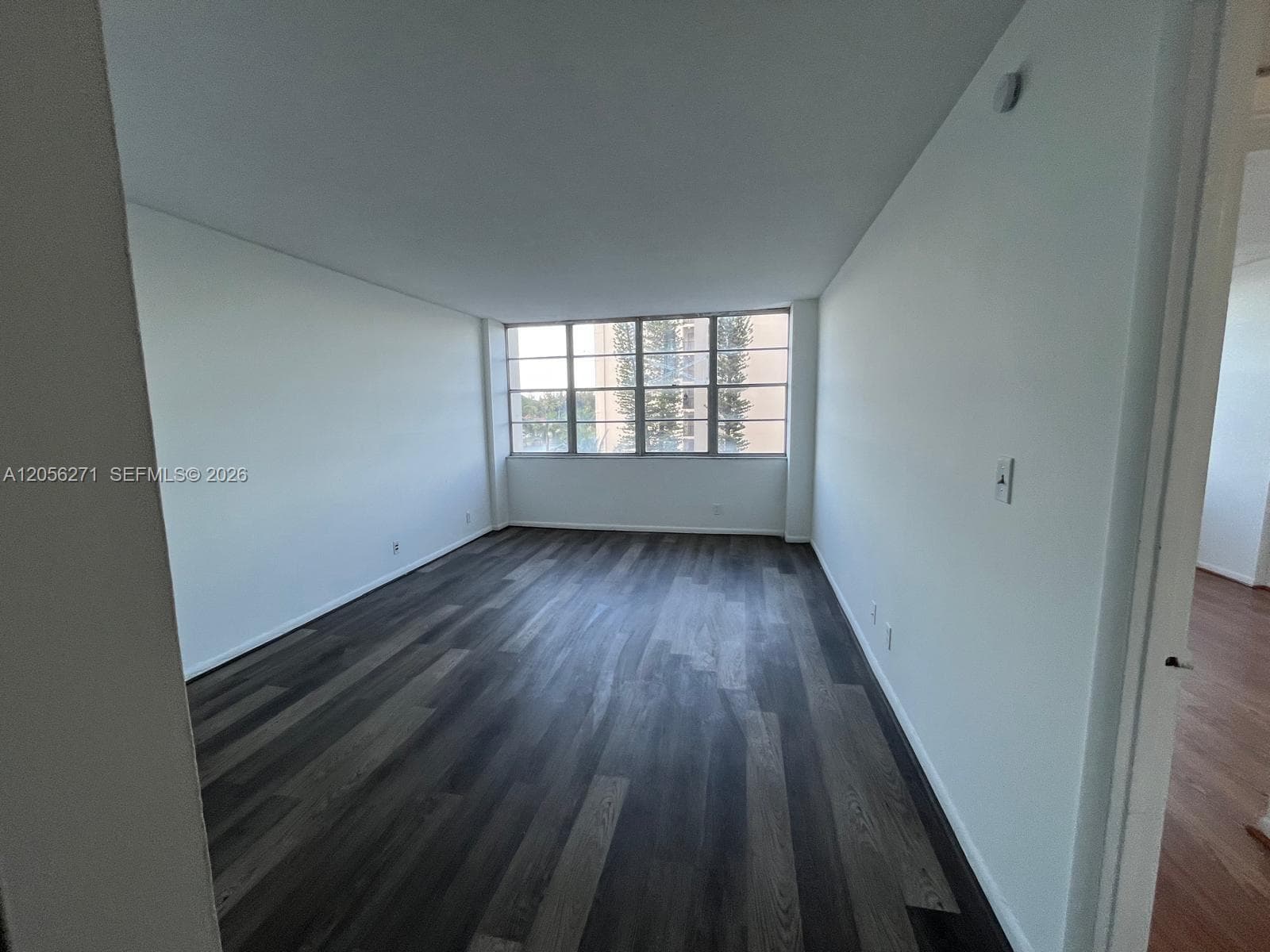 2025 NE 164 St 408 photo 9