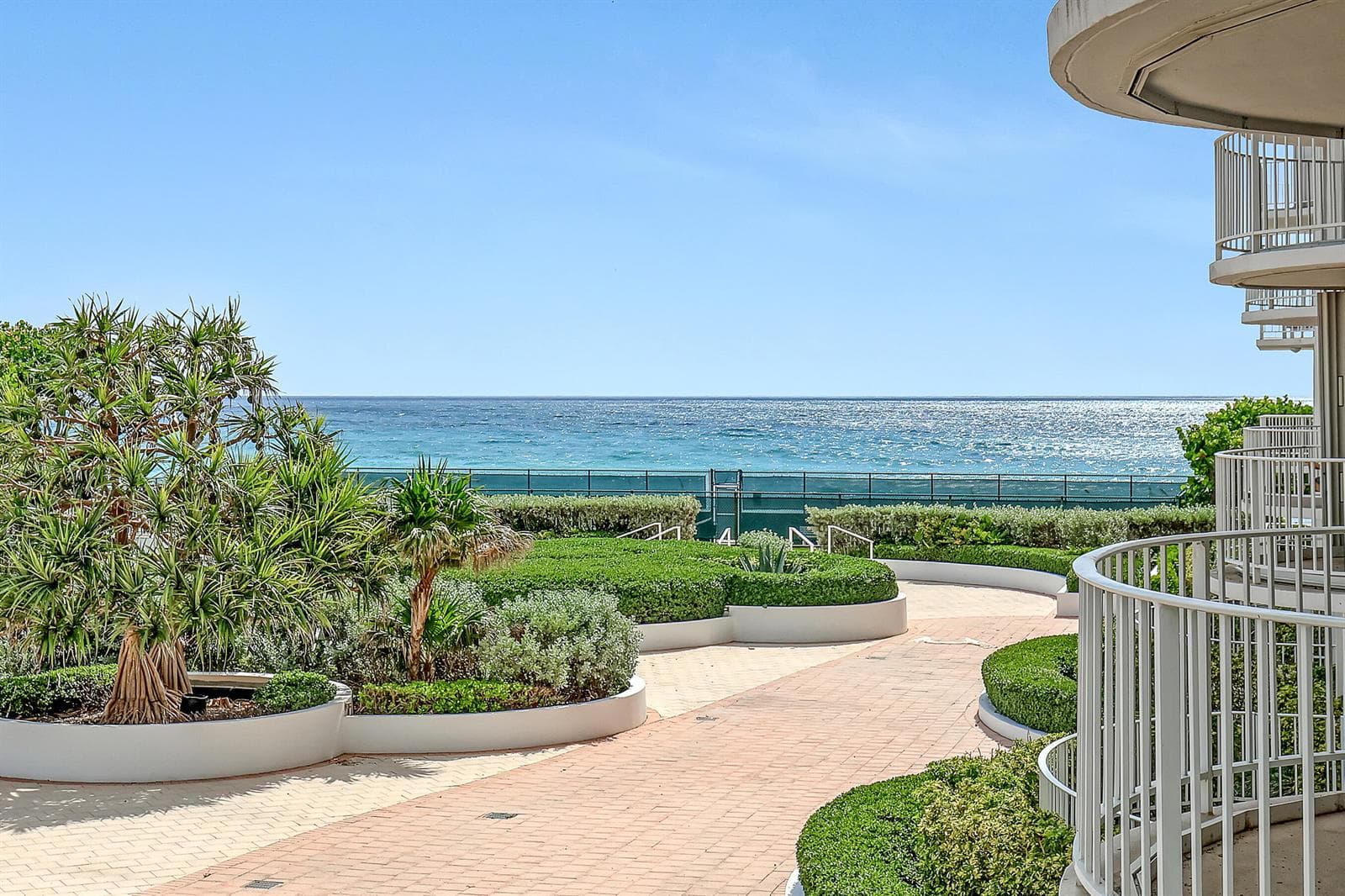 2295 S Ocean Boulevard 321 photo 2