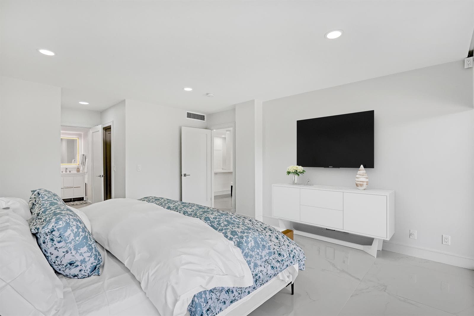 2295 S Ocean Boulevard 321 photo 13