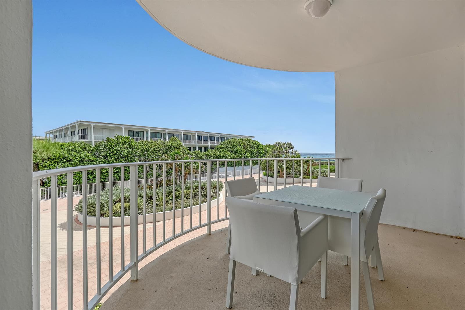 2295 S Ocean Boulevard 321 photo 3