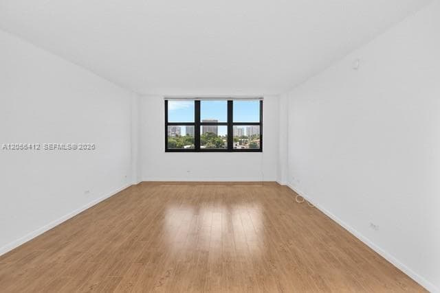 10101 E Bay Harbor Dr 504 photo 18
