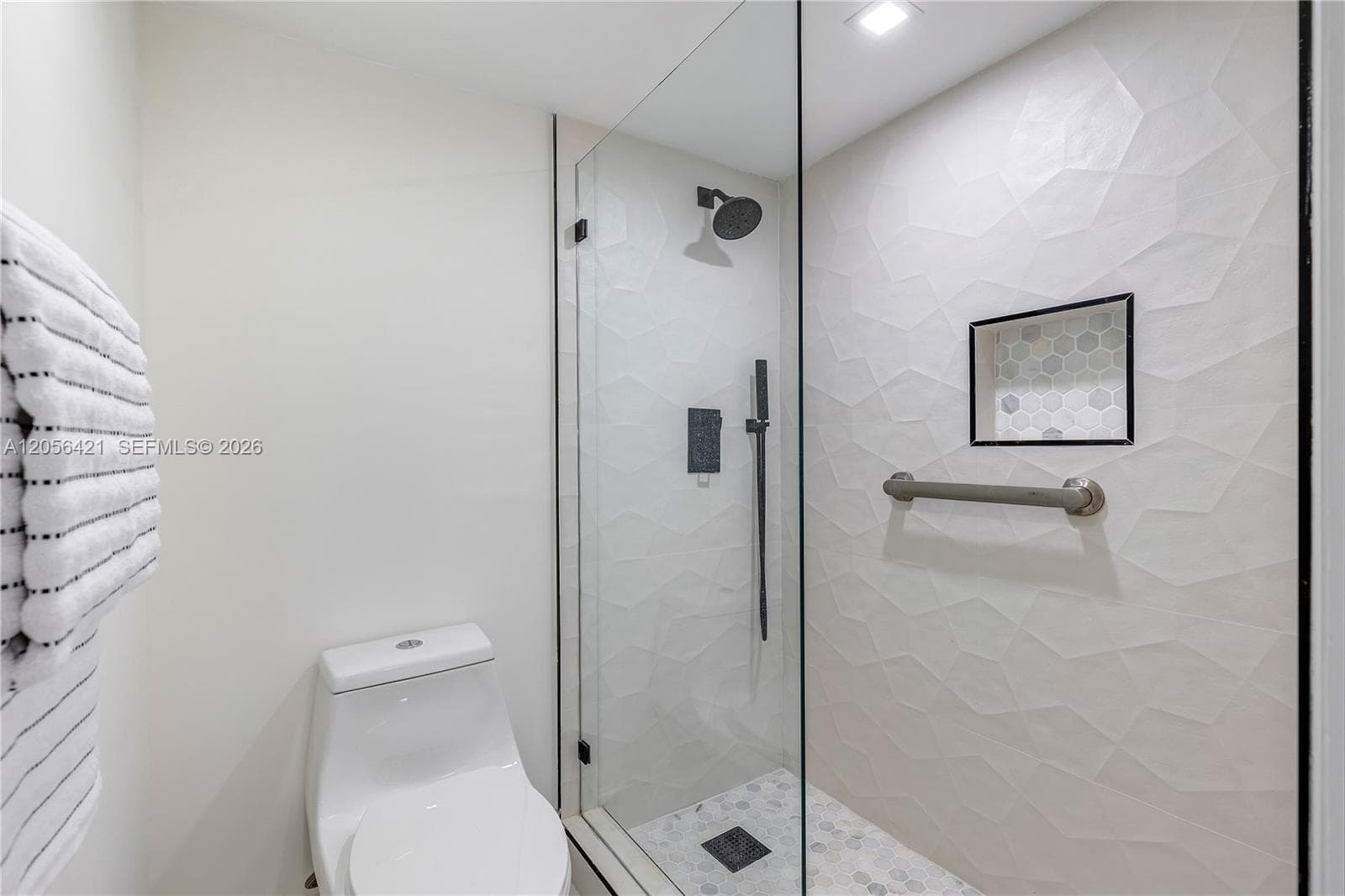 20505 E Country Club Dr 532 photo 12