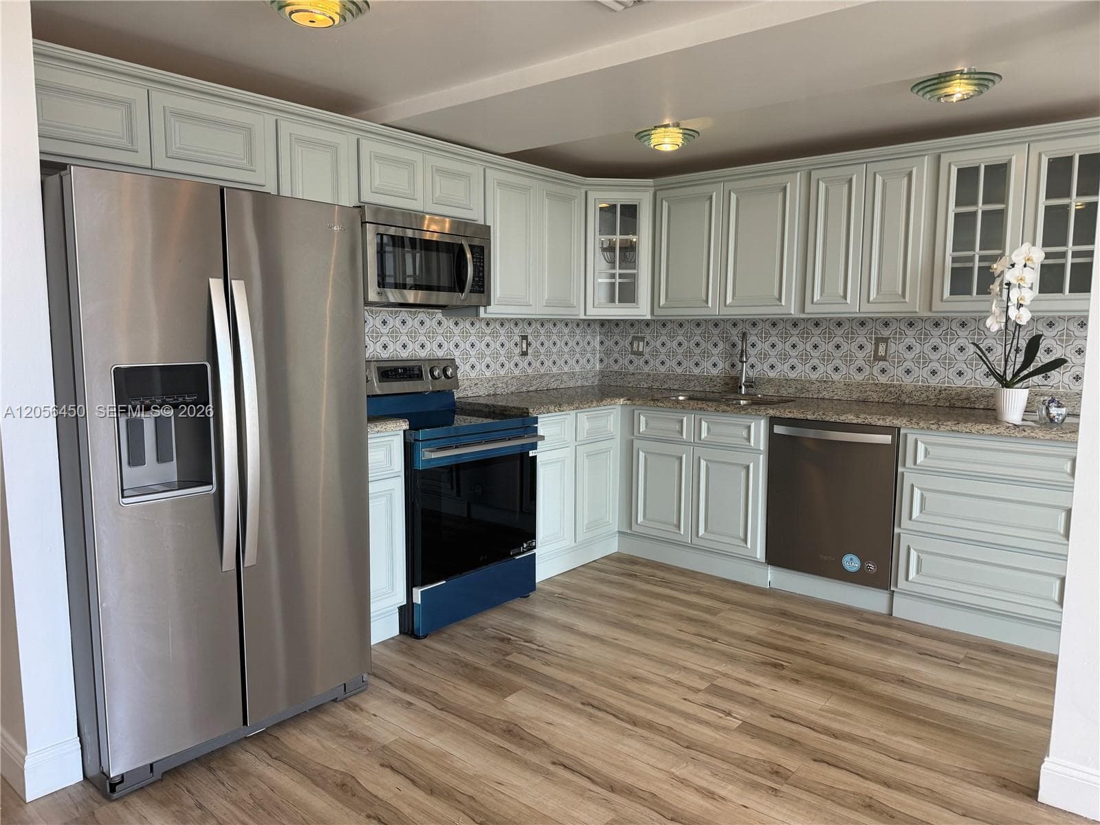 3000 NE 188th St 707 photo 14