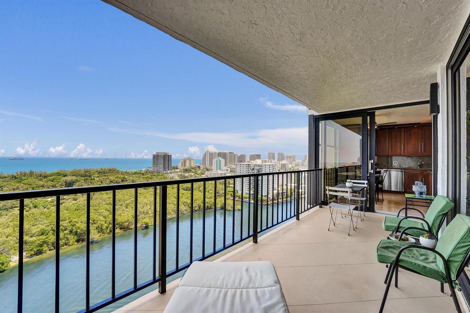936 Intracoastal Drive 22C photo 1