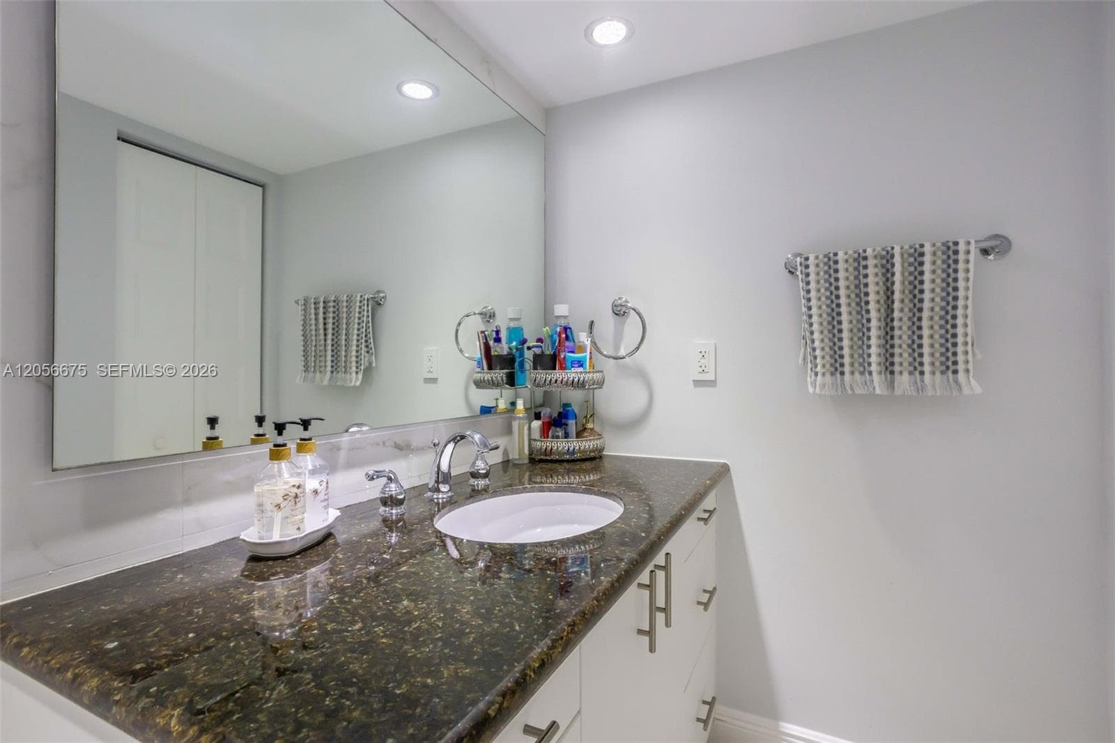 300 Three Islands Blvd PH3A photo 17