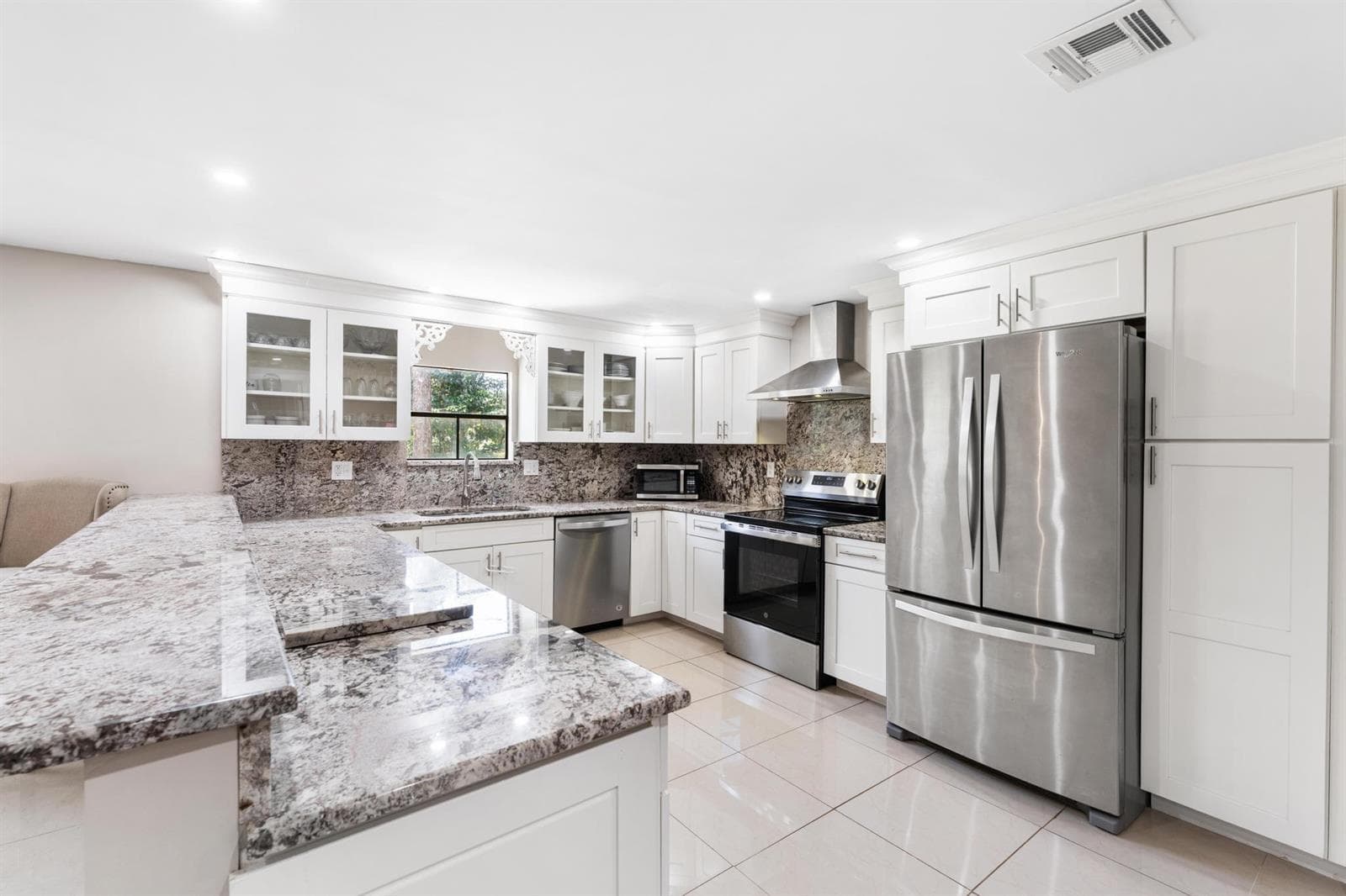 11682 60th Street N photo 12