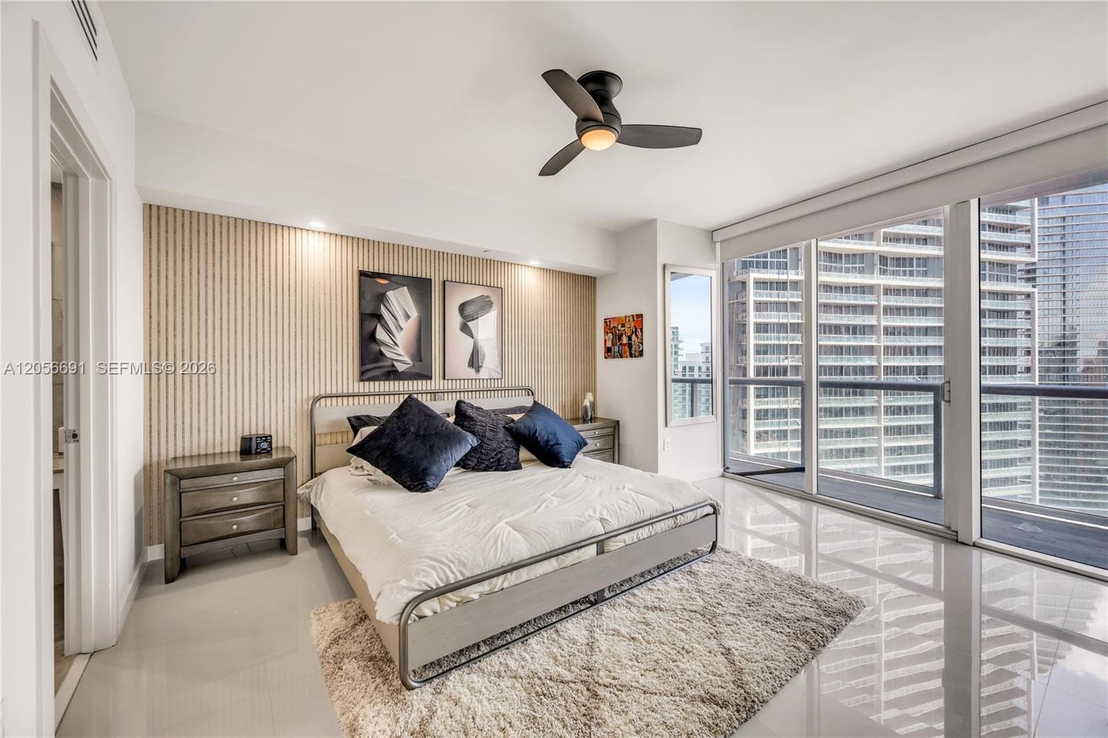 495 Brickell Ave 3702 photo 17