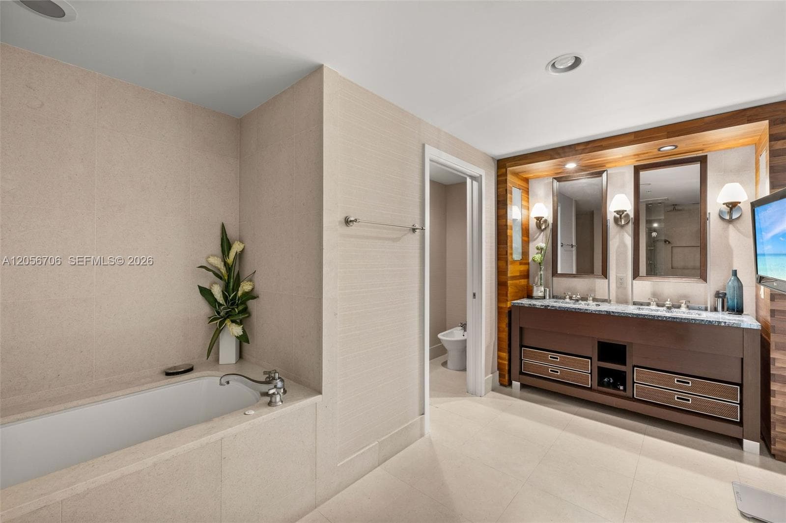 6899 Collins Ave 2708 photo 14