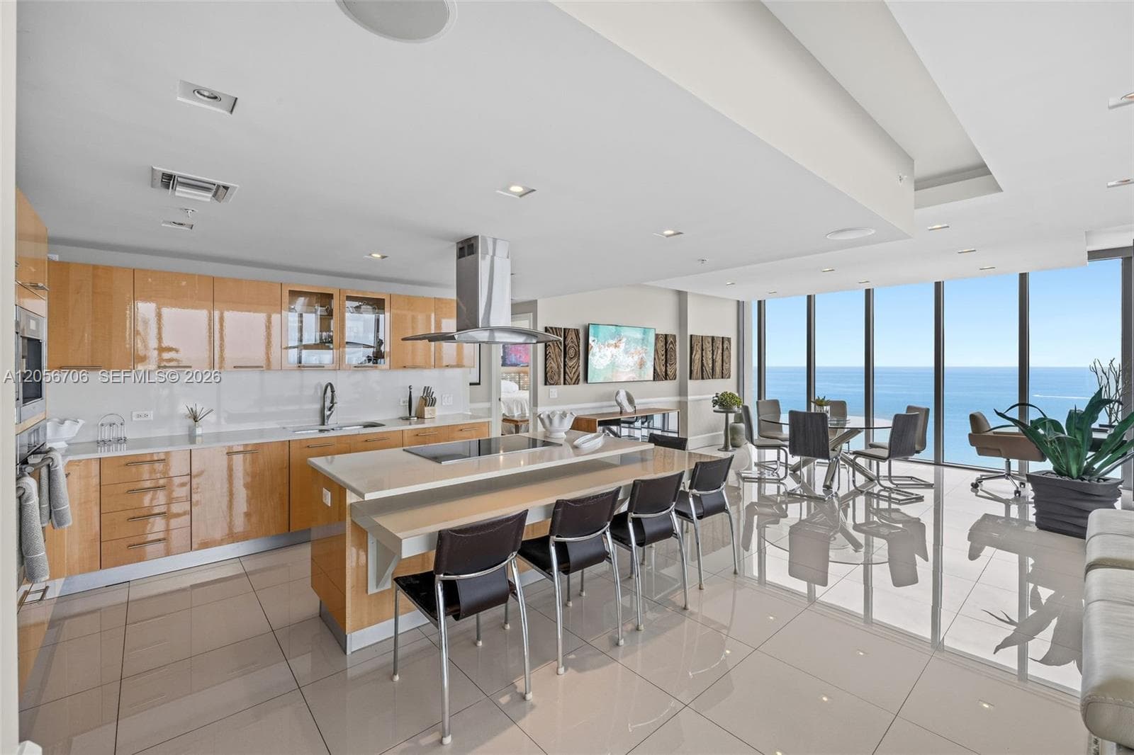 6899 Collins Ave 2708 photo 4