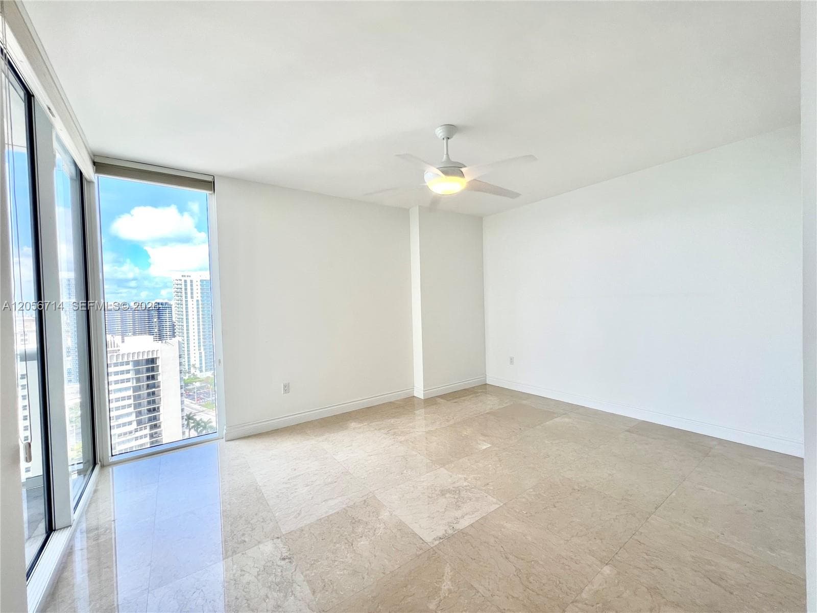 1850 S Ocean Dr 2204 photo 21