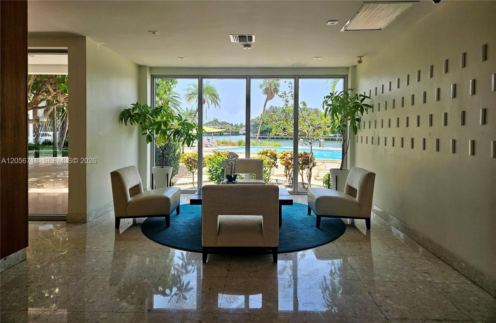 9102 W Bay Harbor Dr 10-B photo 16