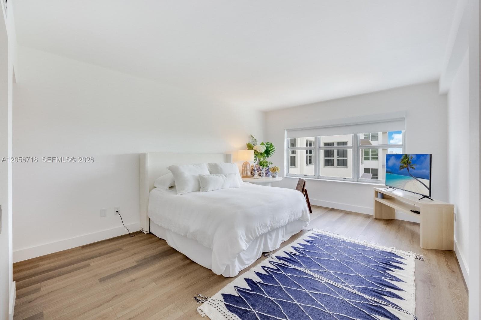 9102 W Bay Harbor Dr 10-B photo 11