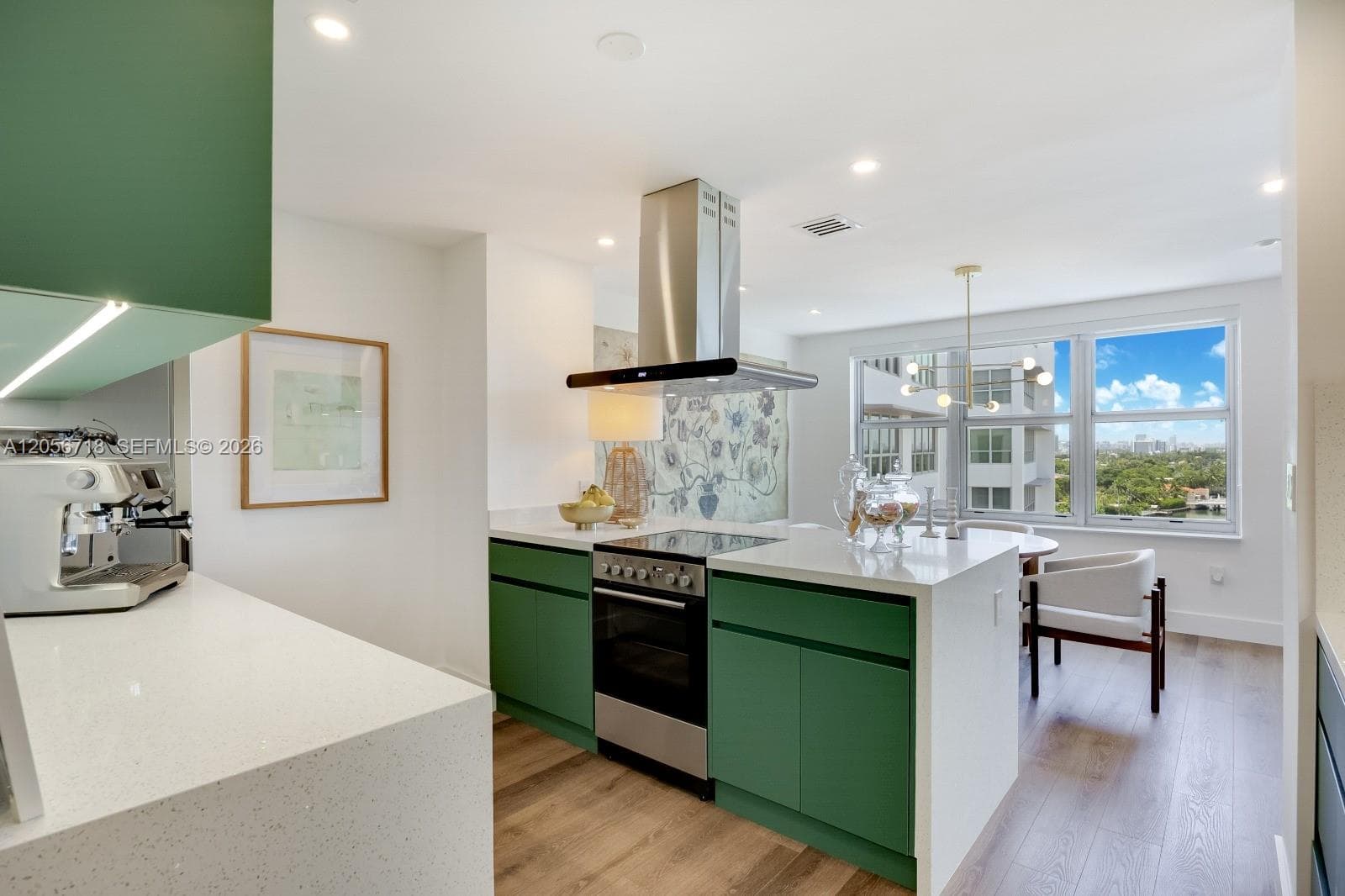 9102 W Bay Harbor Dr 10-B photo 8