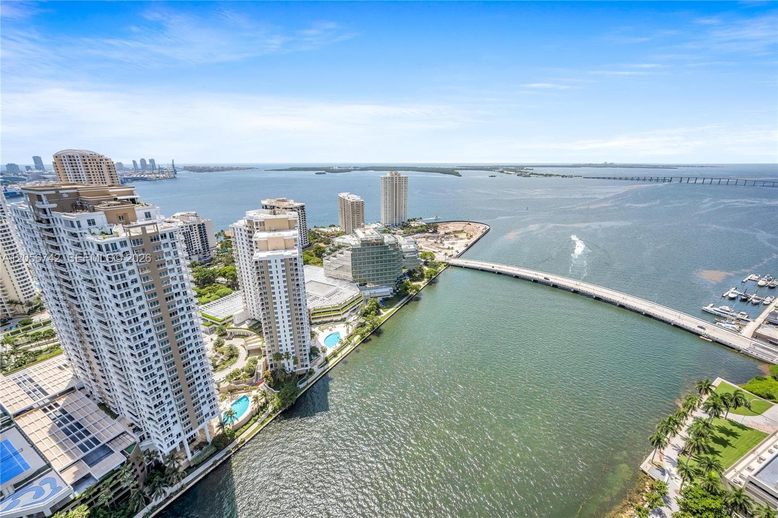 495 Brickell Ave 3702 photo 6