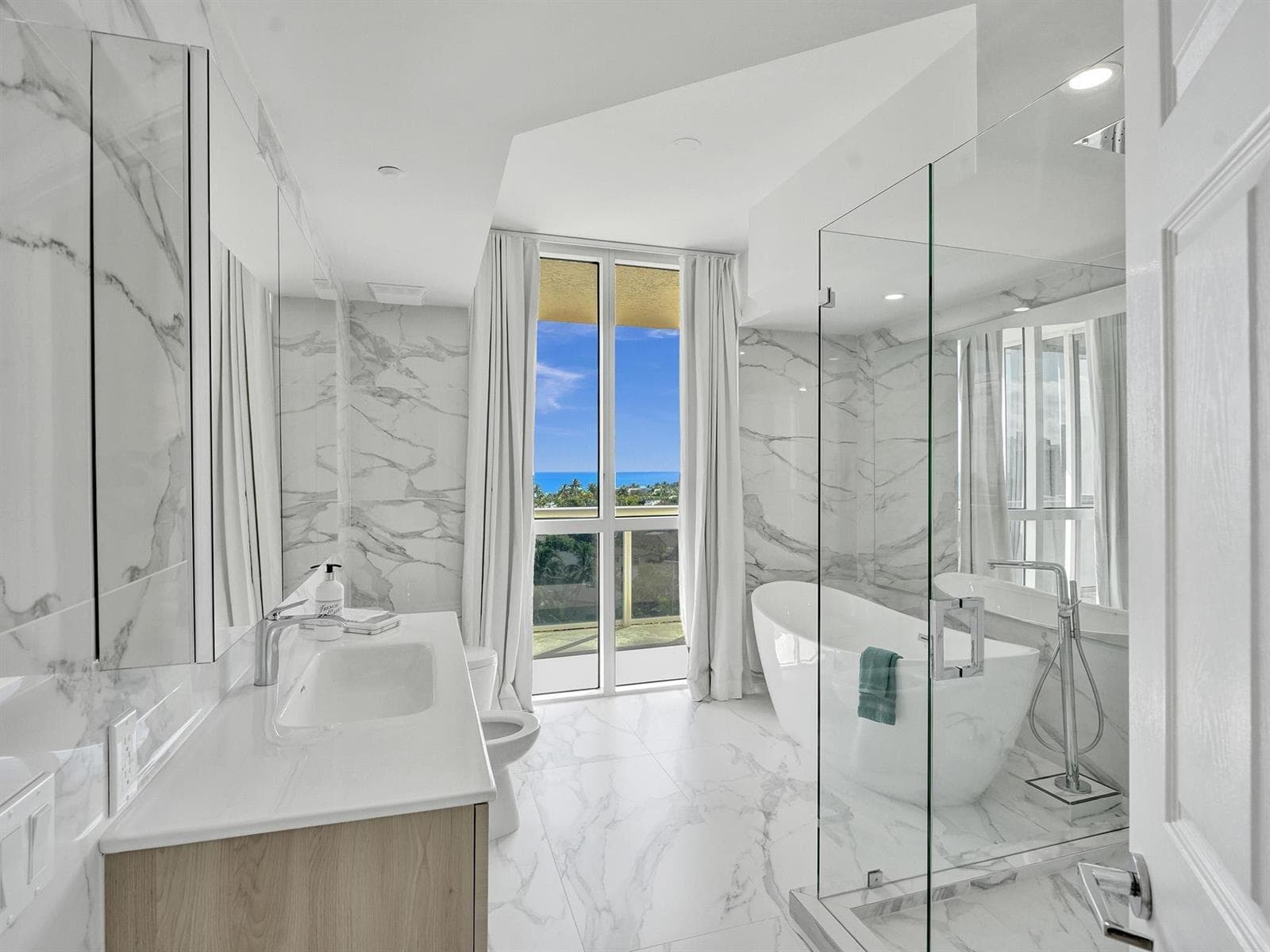 3100 N OCEAN Boulevard 808 photo 19