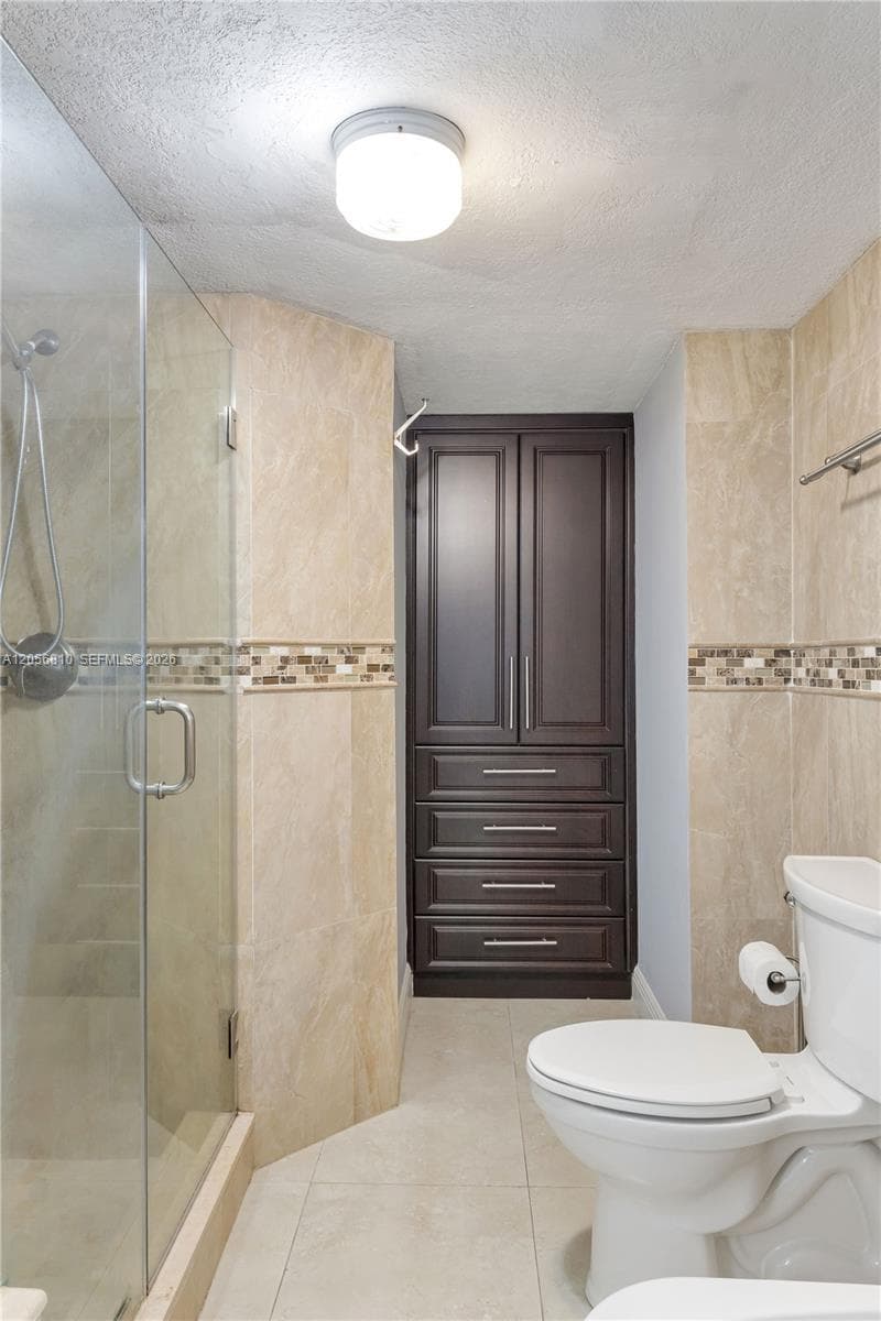 6061 Collins Ave 15D photo 11