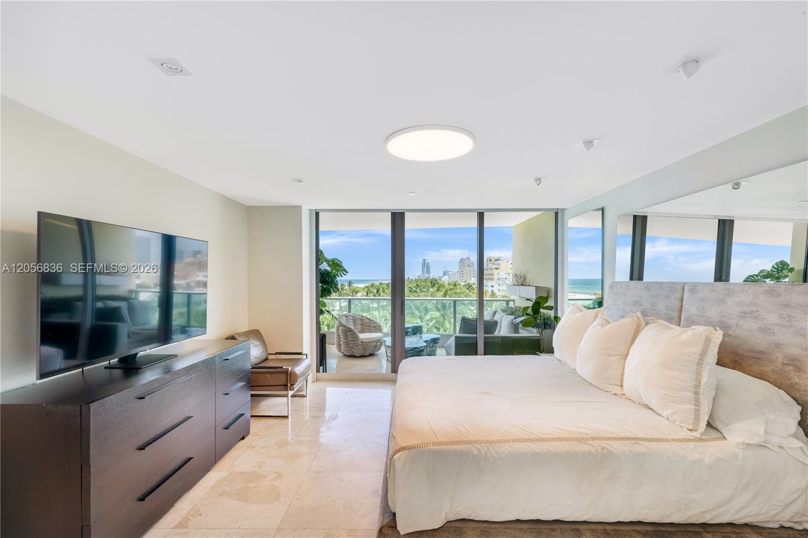 1455 Ocean Dr 703 photo 13
