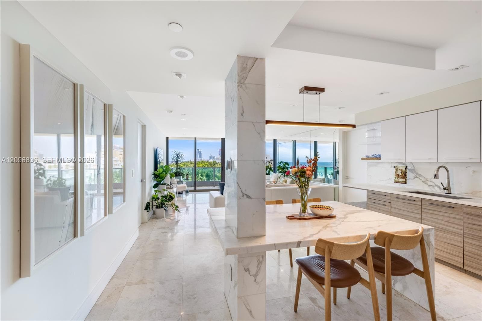 1455 Ocean Dr 703 photo 8