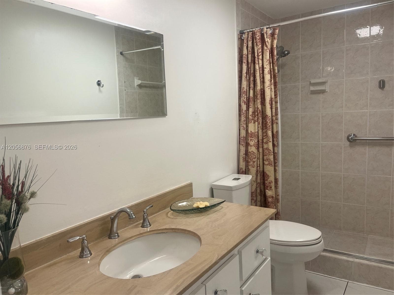 300 Bayview Dr 207 photo 17