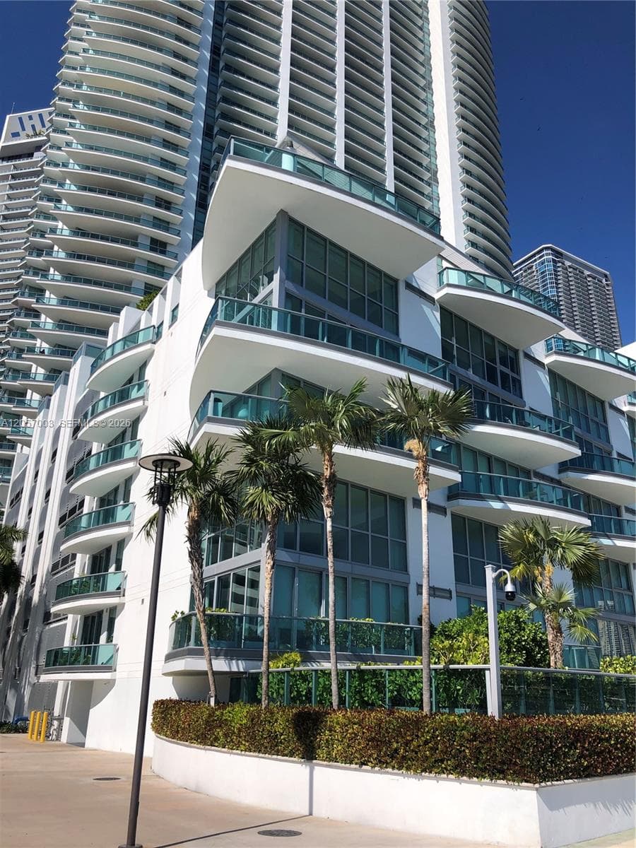 1331 Brickell Bay Dr BL-48 photo 3
