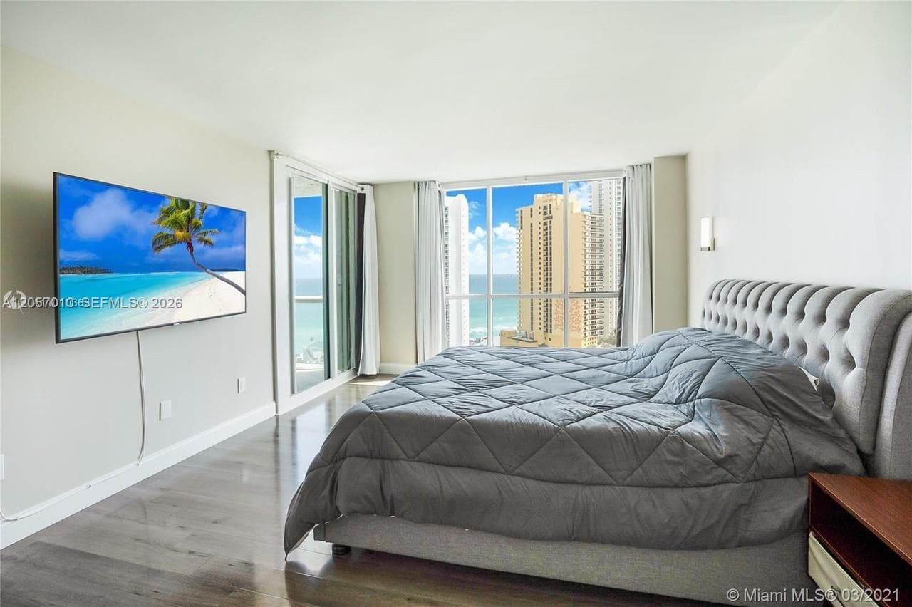 16400 Collins Ave 1942 photo 8