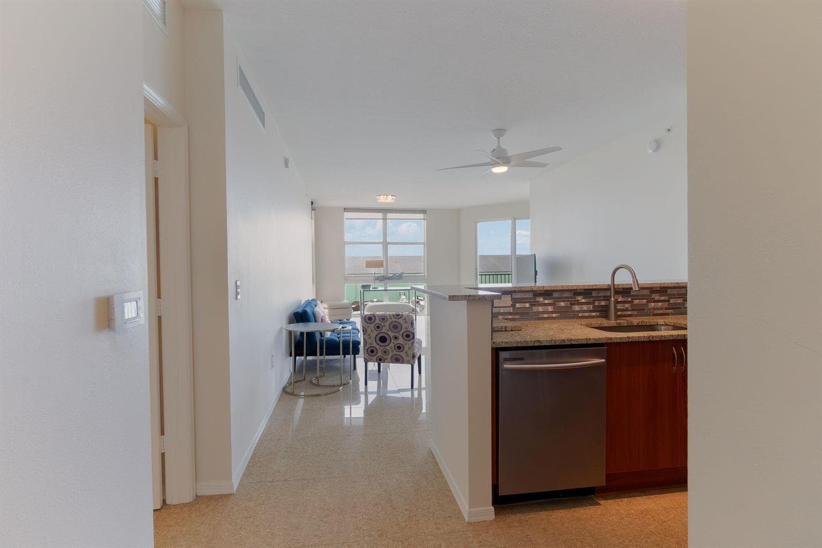 806 E Windward Way 405 photo 2
